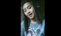 19ти летняя девственница из Узбекистана, в сарае ласкает липкий и влажный клитор пальчиком